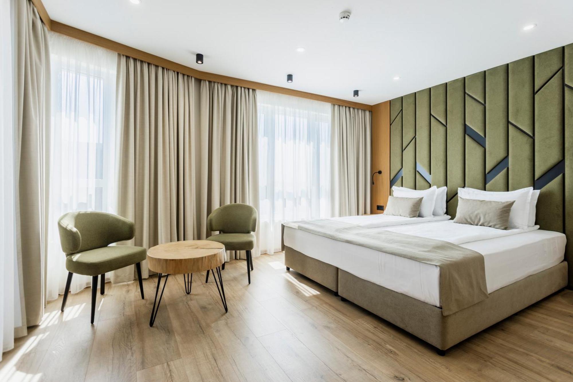 בורגאס Natura All Seasons Boutique Hotel מראה חיצוני תמונה