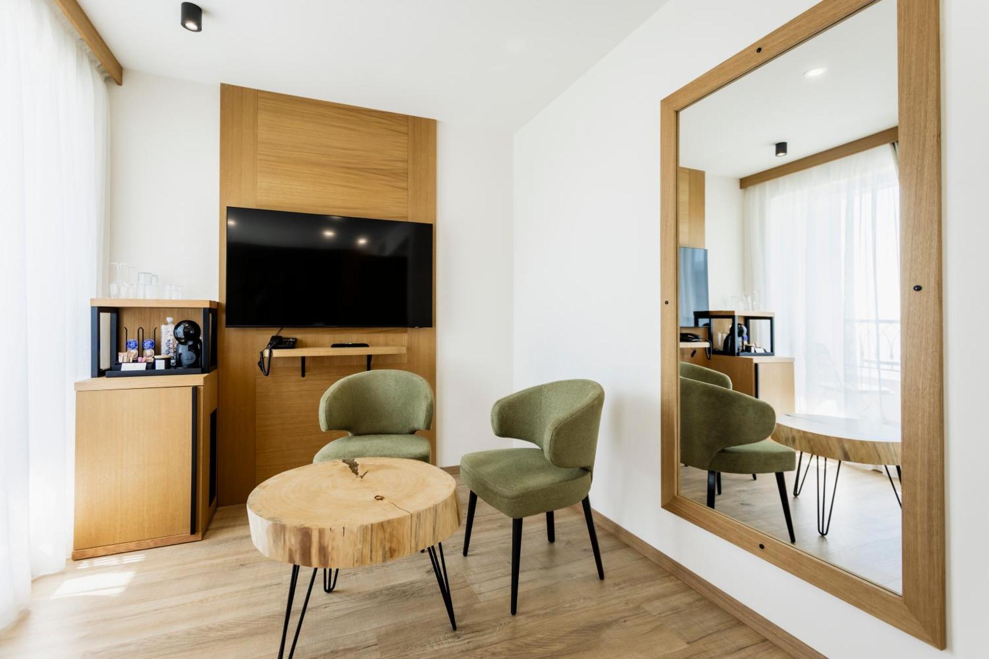 בורגאס Natura All Seasons Boutique Hotel מראה חיצוני תמונה