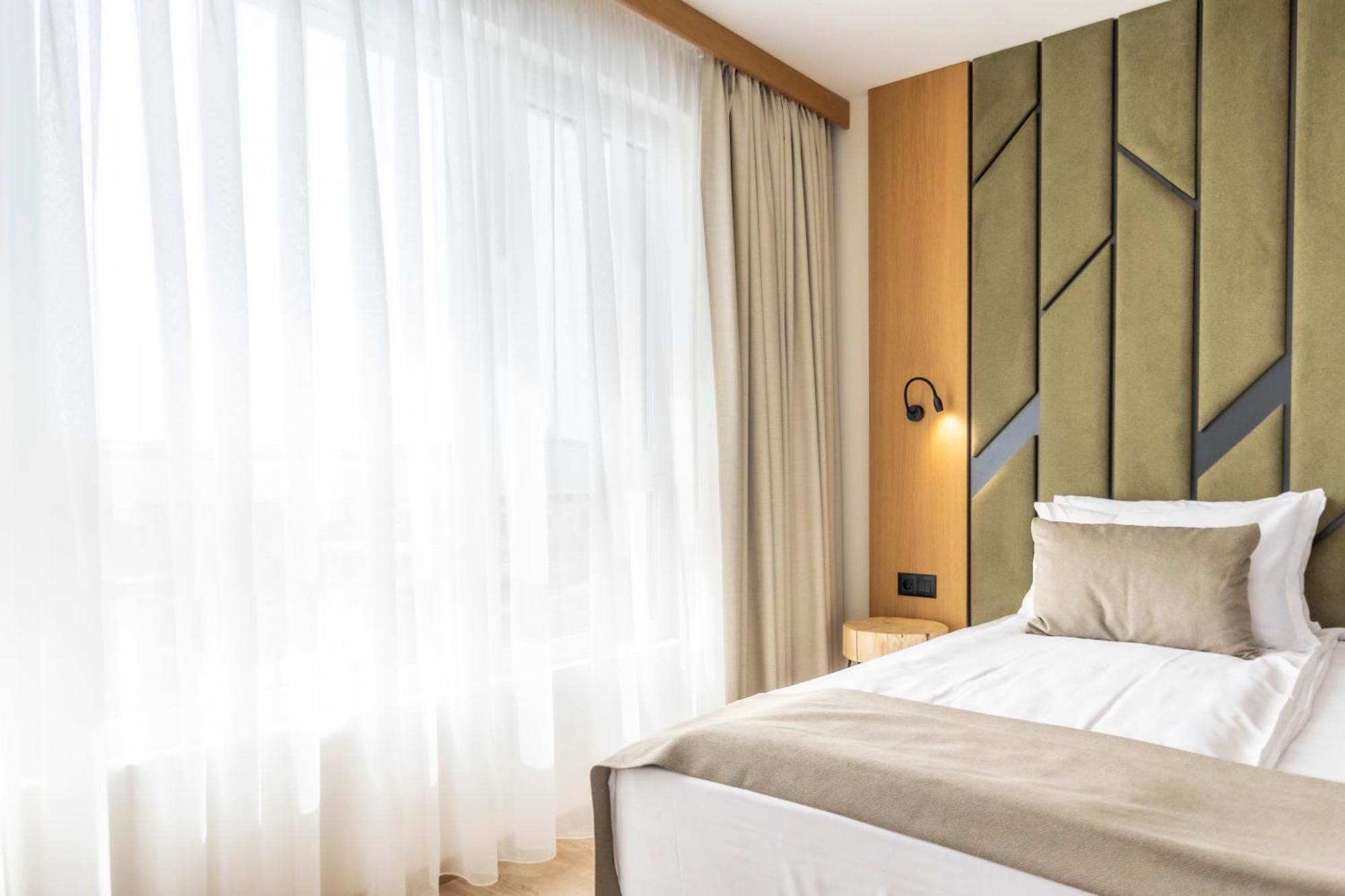 בורגאס Natura All Seasons Boutique Hotel מראה חיצוני תמונה