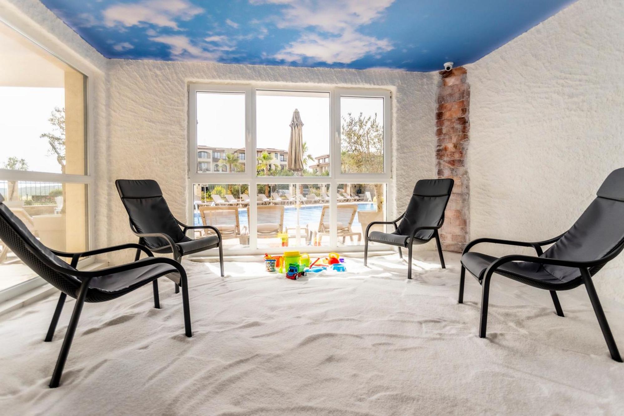 בורגאס Natura All Seasons Boutique Hotel מראה חיצוני תמונה