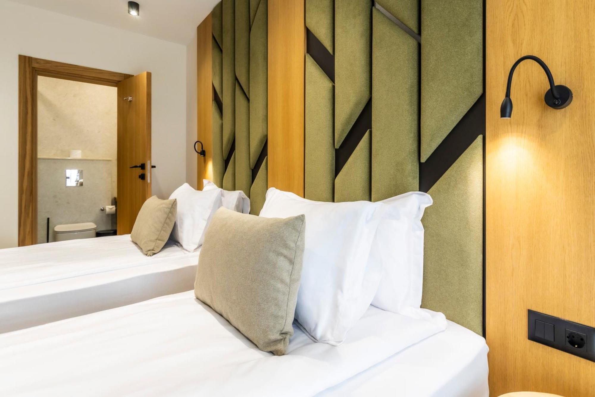 בורגאס Natura All Seasons Boutique Hotel מראה חיצוני תמונה